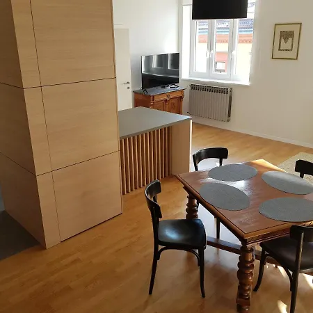 Apartmani Seven App Zagreb Exterior photo